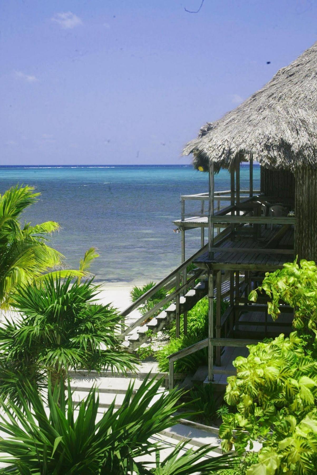 Exotic Caye Beach Resort San Pedro  Exteriér fotografie